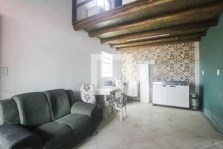 Sala/Cozinha de kitnet/studio para alugar com 1 quarto, 30m² em Rubem Berta, Porto Alegre