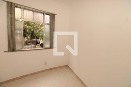 Quarto 2 de apartamento para alugar com 2 quartos, 41m² em Méier, Rio de Janeiro