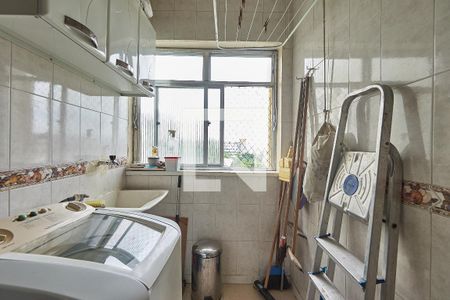 Apartamento para alugar com 58m², 2 quartos e 1 vagaÁrea de Serviço
