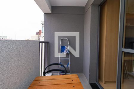 Studio para alugar com 28m², 1 quarto e sem vaga Studio para alugar com 28m², 1 quarto e sem vagaSacada