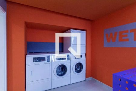 Studio para alugar com 28m², 1 quarto e sem vaga Studio para alugar com 28m², 1 quarto e sem vagaLavanderia