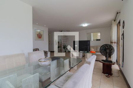 Sala de apartamento à venda com 4 quartos, 250m² em Rcr Bandeirantes, Rio de Janeiro