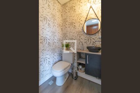 Casa à venda com 125m², 2 quartos e 2 vagasLavabo