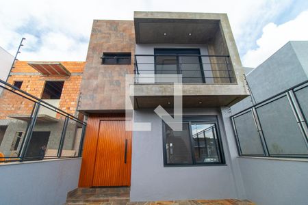 Casa à venda com 125m², 2 quartos e 2 vagasFachada