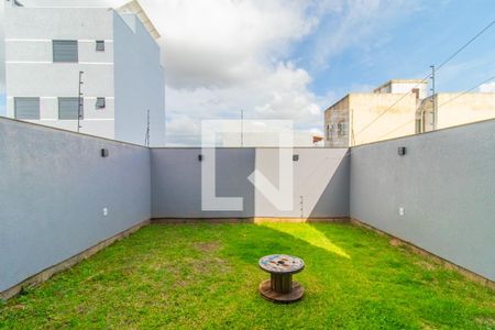 Casa à venda com 125m², 2 quartos e 2 vagasQuintal