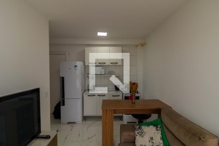 Sala/Cozinha de apartamento para alugar com 2 quartos, 38m² em Vila Ré, São Paulo