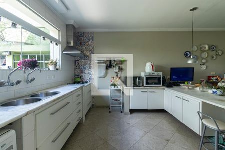 Casa à venda com 280m², 2 quartos e 5 vagas Casa à venda com 280m², 2 quartos e 5 vagasCozinha