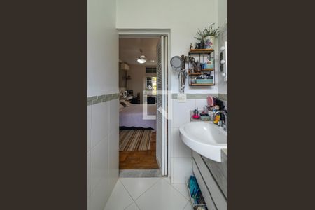 Casa à venda com 280m², 2 quartos e 5 vagas Casa à venda com 280m², 2 quartos e 5 vagasSuíte 2 - Banheiro 1