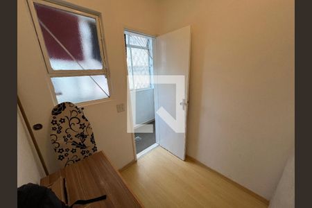 Escritório de apartamento para alugar com 2 quartos, 55m² em Alto Caiçaras, Belo Horizonte