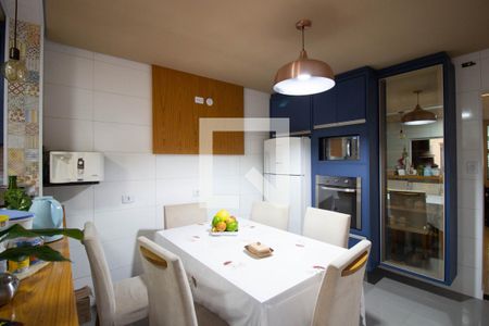 Casa à venda com 300m², 2 quartos e 1 vaga Casa à venda com 300m², 2 quartos e 1 vagaCozinha