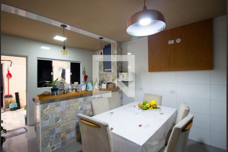 Casa à venda com 300m², 2 quartos e 1 vaga Casa à venda com 300m², 2 quartos e 1 vagaCozinha