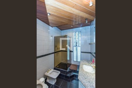 Casa à venda com 465m², 3 quartos e 6 vagasBanheiro Social