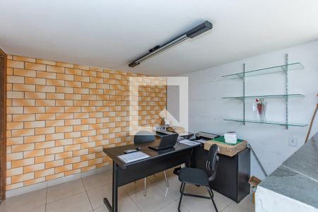 Casa à venda com 465m², 3 quartos e 6 vagasEscritório 2