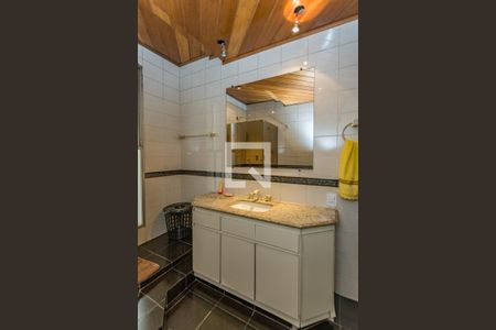 Casa à venda com 465m², 3 quartos e 6 vagasBanheiro Social