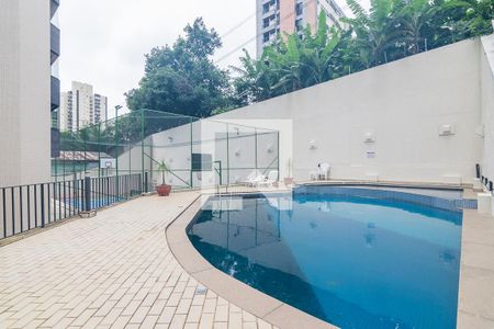 Apartamento à venda com 211m², 4 quartos e 3 vagas Apartamento à venda com 211m², 4 quartos e 3 vagasPiscina