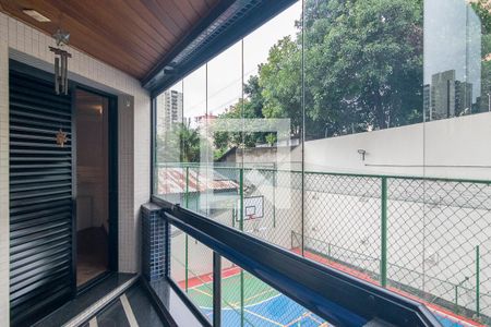 Apartamento à venda com 211m², 4 quartos e 3 vagas Apartamento à venda com 211m², 4 quartos e 3 vagasVaranda das Suites