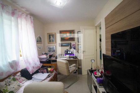 Casa de condomínio à venda com 350m², 5 quartos e 3 vagasSuíte 4