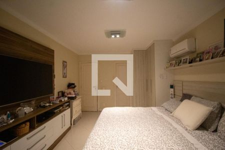 Casa de condomínio à venda com 350m², 5 quartos e 3 vagasSuíte 2