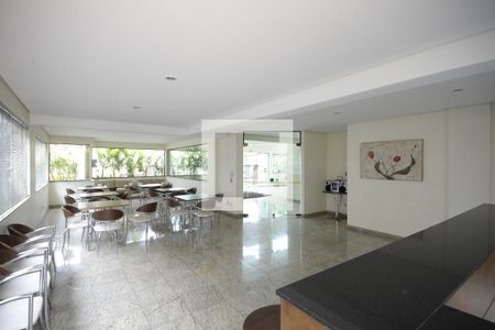 Apartamento para alugar com 120m², 3 quartos e 2 vagasÁrea comum