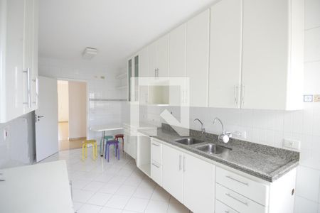 Apartamento para alugar com 120m², 3 quartos e 2 vagasCozinha