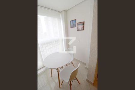 Varanda de kitnet/studio para alugar com 1 quarto, 25m² em Vila Andrade, São Paulo