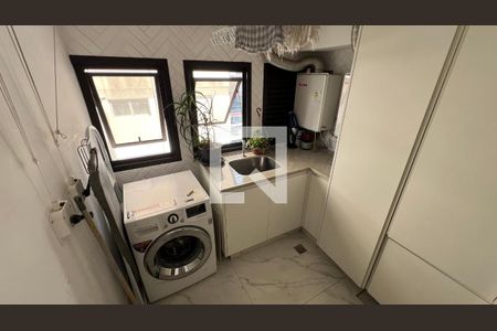 Apartamento à venda com 204m², 3 quartos e 1 vagaÁrea de Serviço