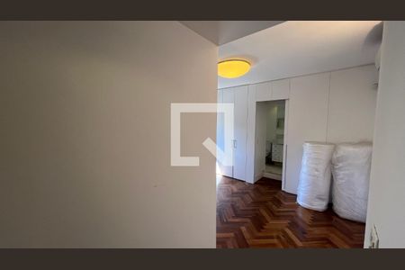Apartamento à venda com 204m², 3 quartos e 1 vagaSuite 1