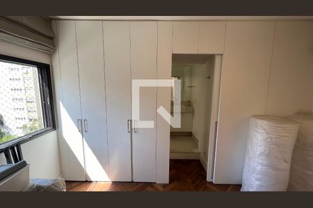 Apartamento à venda com 204m², 3 quartos e 1 vagaSuite 1