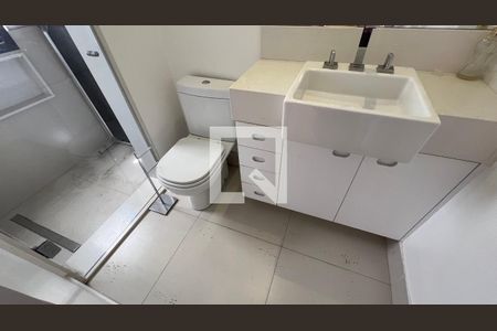 Apartamento à venda com 204m², 3 quartos e 1 vagaBanheiro da Suíte 1