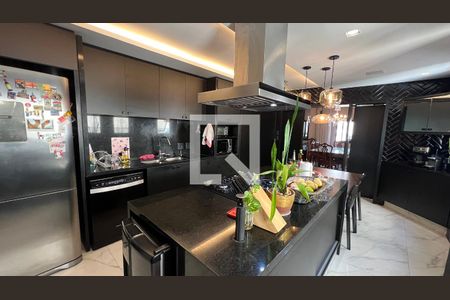 Apartamento à venda com 204m², 3 quartos e 1 vagaCozinha - Armários