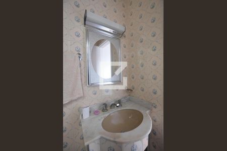 Apartamento à venda com 206m², 3 quartos e 2 vagasBanheiro da Suite