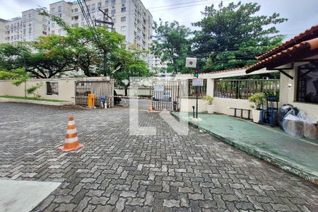 Apartamento à venda com 72m², 2 quartos e 1 vagaFachada e portaria