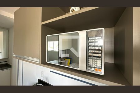 Cozinha de apartamento para alugar com 1 quarto, 17m² em Rebouças, Curitiba