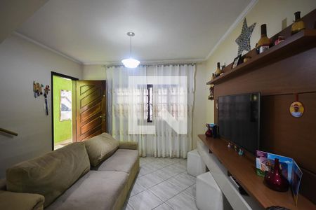 Sala de Tv de casa à venda com 2 quartos, 224m² em Parque Industrial das Oliveiras, Taboão da Serra