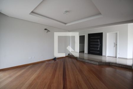 Apartamento para alugar com 264m², 4 quartos e 4 vagasSala