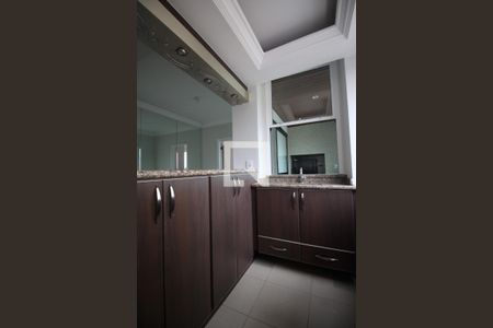 Apartamento para alugar com 264m², 4 quartos e 4 vagasBar