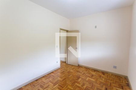 Quarto 1 de casa para alugar com 3 quartos, 130m² em Santa Efigênia, Belo Horizonte