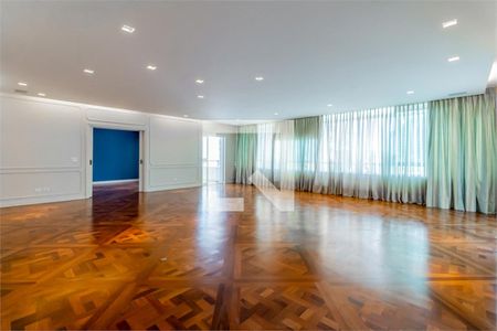Apartamento à venda com 4 quartos, 560m² em Santa Cecilia, São Paulo