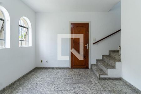 Casa à venda com 3 quartos, 229m² em Vila Mariza, São Bernardo do Campo