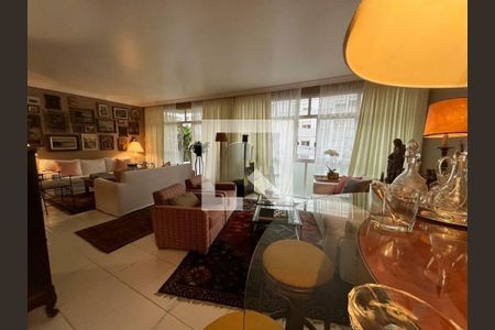 Apartamento à venda com 3 quartos, 209m² em Santa Cecilia, São Paulo