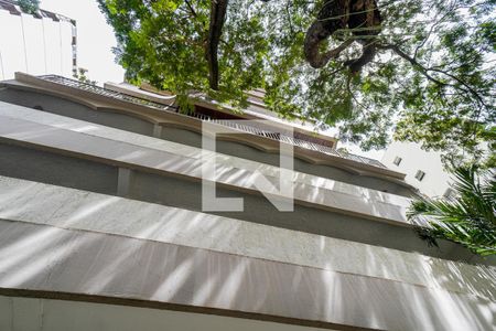 Apartamento à venda com 304m², 4 quartos e 2 vagasFachada