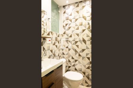 Studio à venda com 25m², 1 quarto e 1 vaga Studio à venda com 25m², 1 quarto e 1 vagaBanheiro