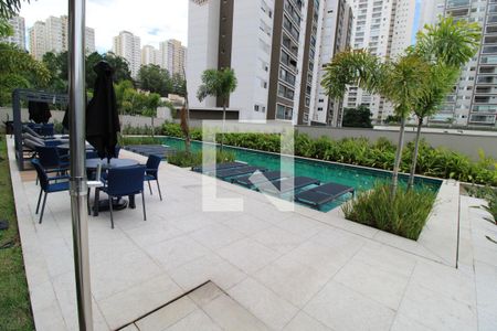 Studio à venda com 25m², 1 quarto e sem vagaÁrea comum - Piscina