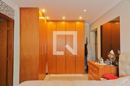 Casa à venda com 422m², 4 quartos e 3 vagasSuíte 3