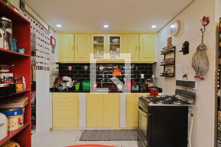 Casa à venda com 422m², 4 quartos e 3 vagasCasa 2 - cozinha