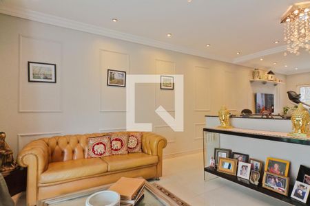 Casa à venda com 422m², 4 quartos e 3 vagasSala