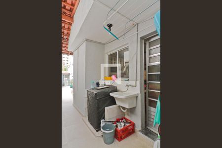 Casa à venda com 422m², 4 quartos e 3 vagasCasa 2 - área de serviço