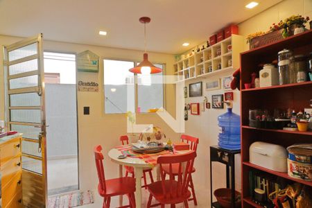 Casa à venda com 422m², 4 quartos e 3 vagasCasa 2 - cozinha