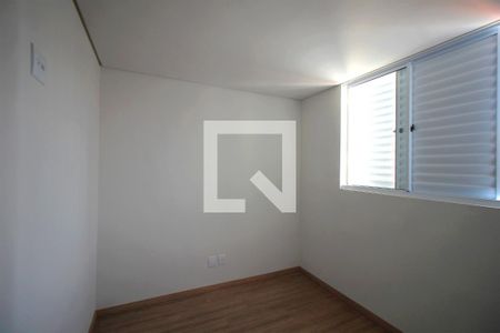 Quarto  de apartamento à venda com 2 quartos, 111m² em Ana Lúcia, Belo Horizonte