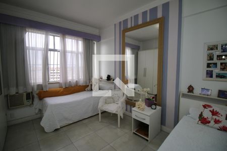 Apartamento à venda com 140m², 5 quartos e 2 vagasQuarto 3